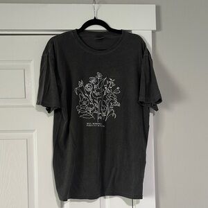 Comfort Colors Black T-Shirt with White Botanical Graphic